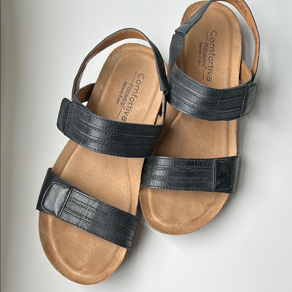 Comfortiva Black and Tan Sandals with Adjustable Straps